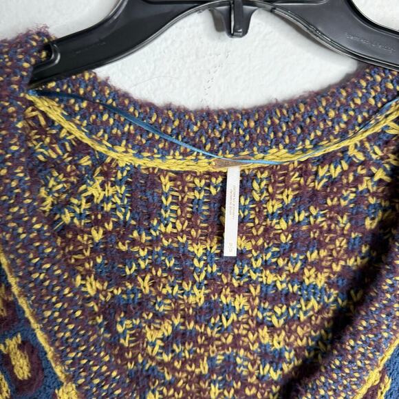 NWT FREE PEOPLE Little Animal Pullover / Blue Fig Combo - Picture 4 of 6